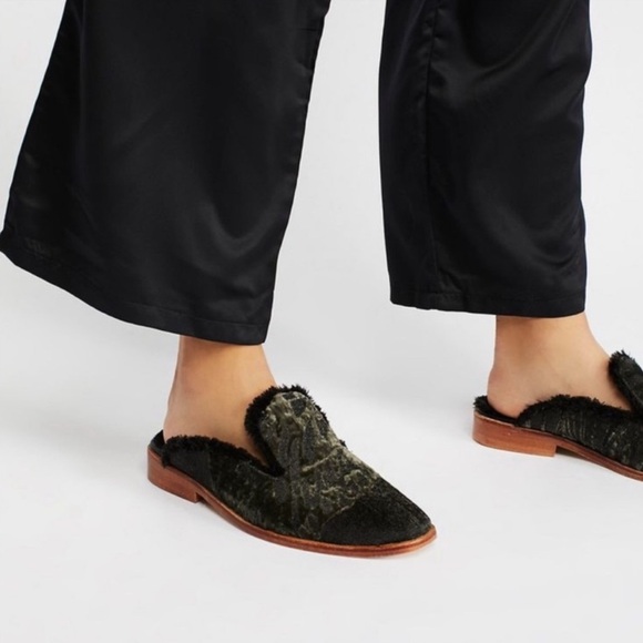 Free People flats size 6 - Picture 2 of 15